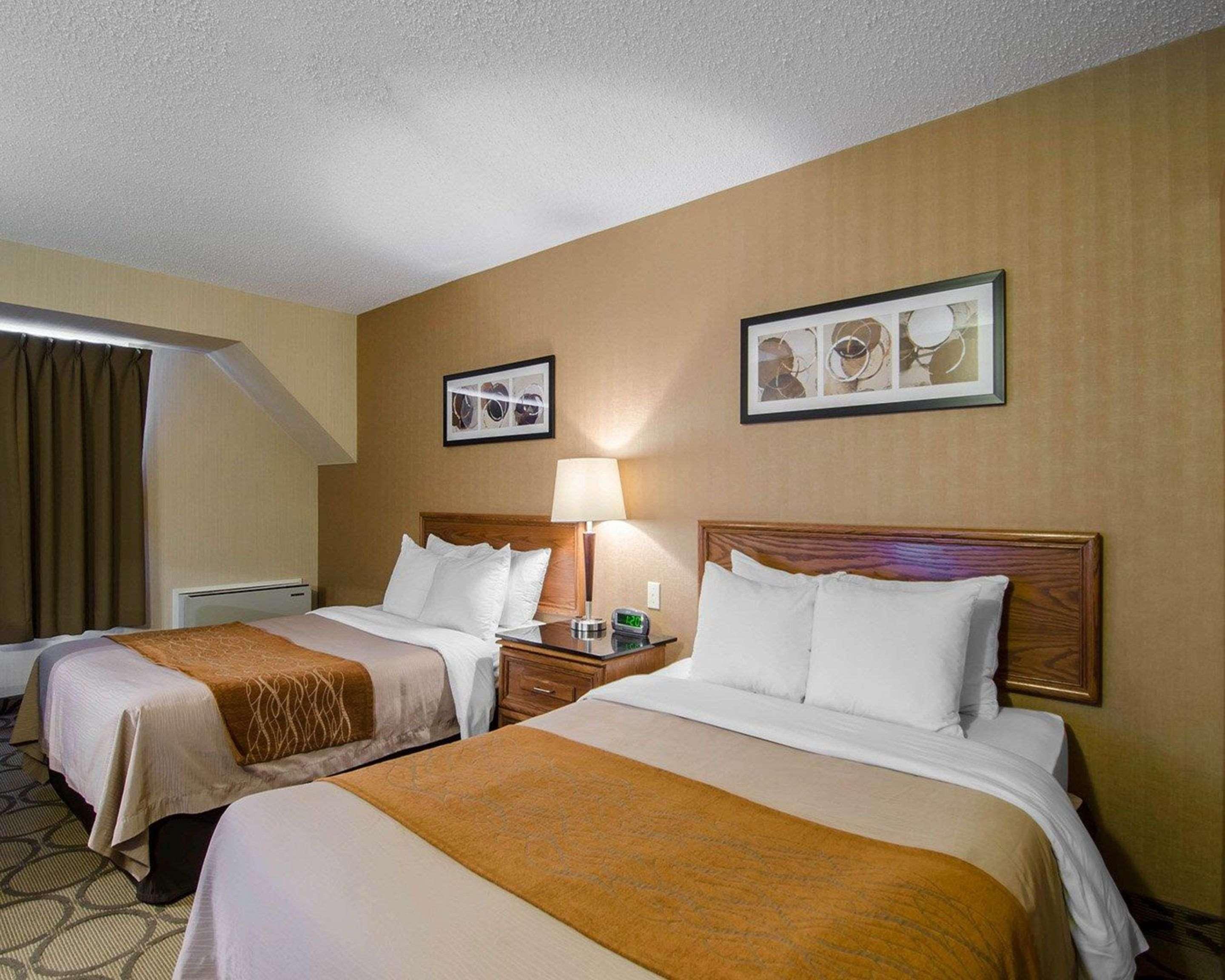 Comfort Inn Saskatoon Buitenkant foto
